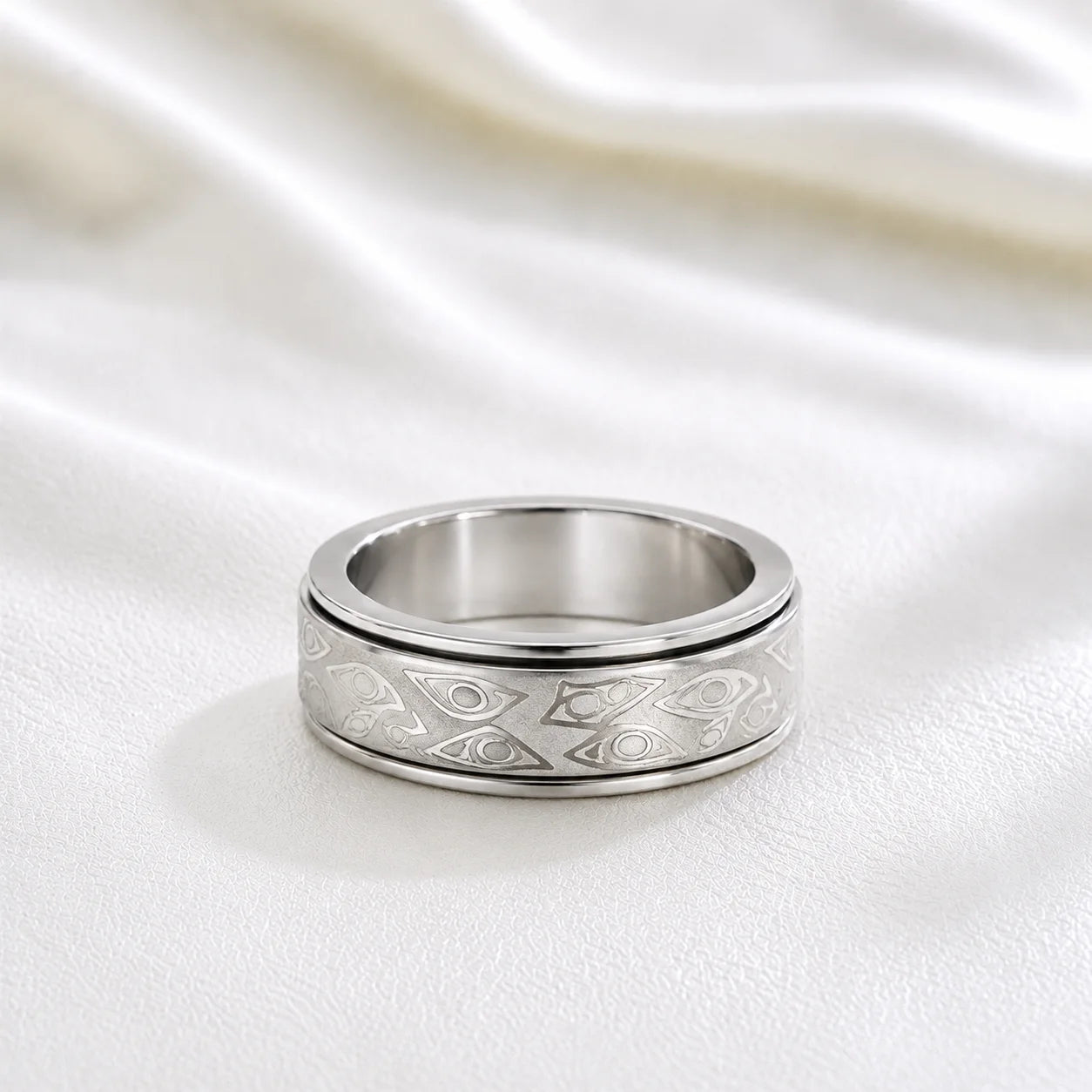 Cool Gothic Evil Eye Fidget Ring